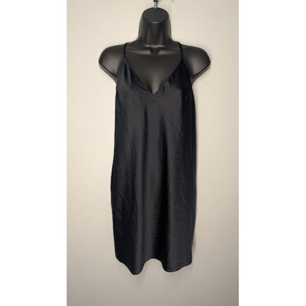 Victoria's Secret Black Chemise Size Large EUC Nightie Low Back